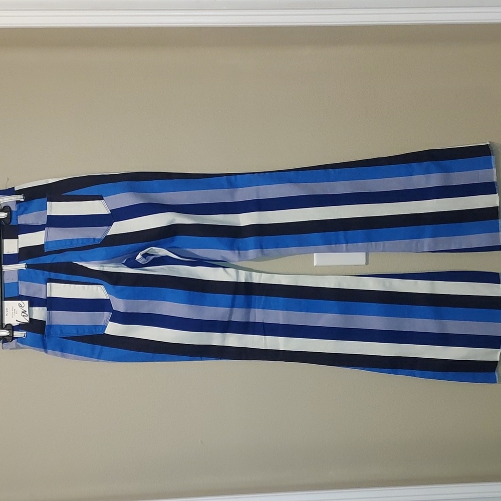 YMI High-Rise Fare Fit Jeans - Picture 2 of 9